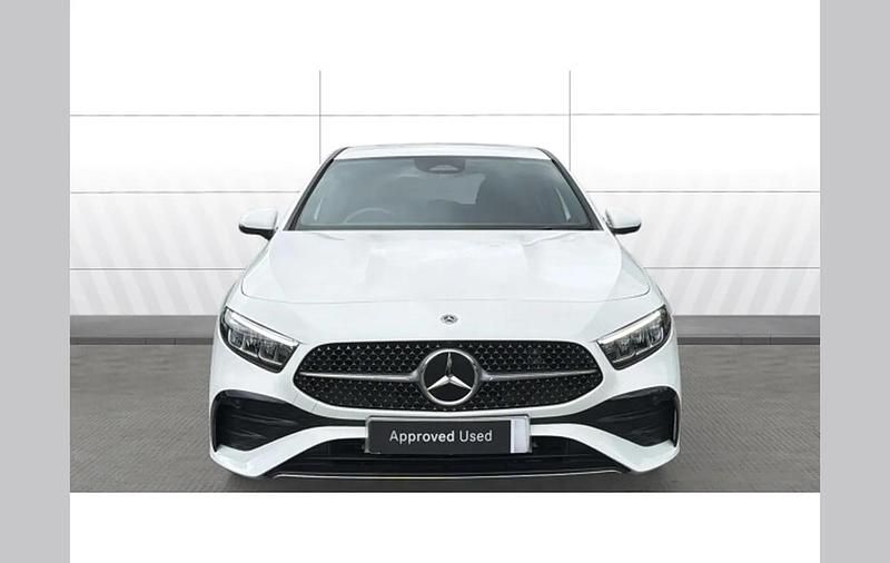 Used Mercedes A200 Executive 161 HP (118 kW) 2025 White Hatchback