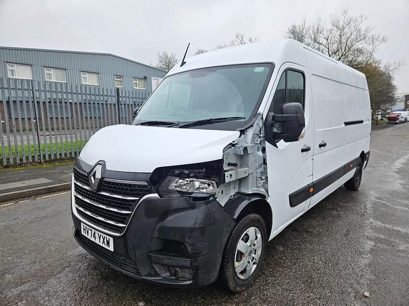 Used Renault Master 2024 White MPV