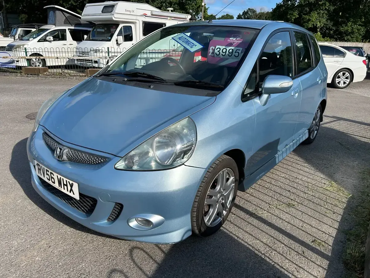 Used Honda Jazz Sport 83 HP (61 kW) 2006 Blue Hatchback