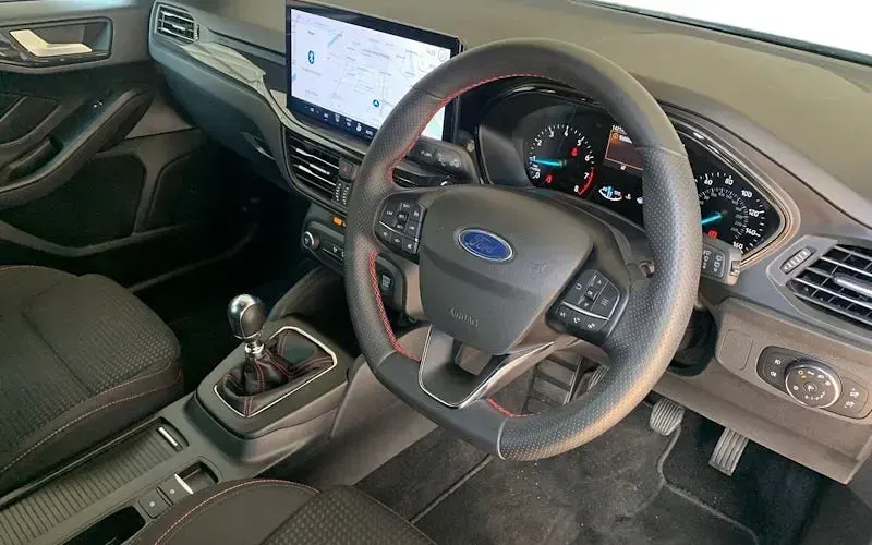 Used Ford Focus ST-Line 155 HP (114 kW) 2023 Black Estate