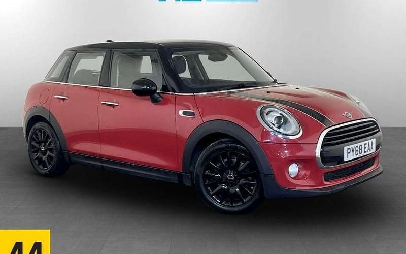 Red Used 2018 Mini Cooper Hatch Hatchback | £7,995 (Good price) - Image 1/2