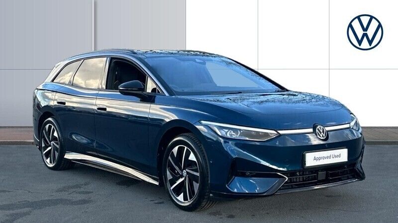Blue Used 2024 VW ID.7 Pro Sedan | £36,658 - Image 1/4