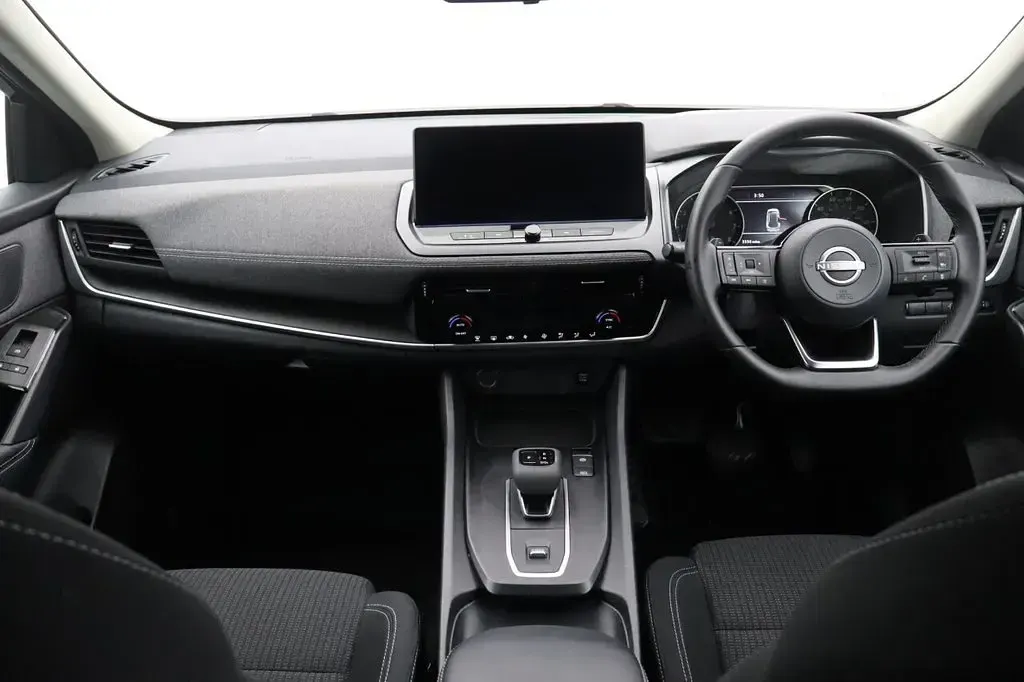 Used Nissan Qashqai Acenta Premium 158 HP (116 kW) 2025 Green SUV