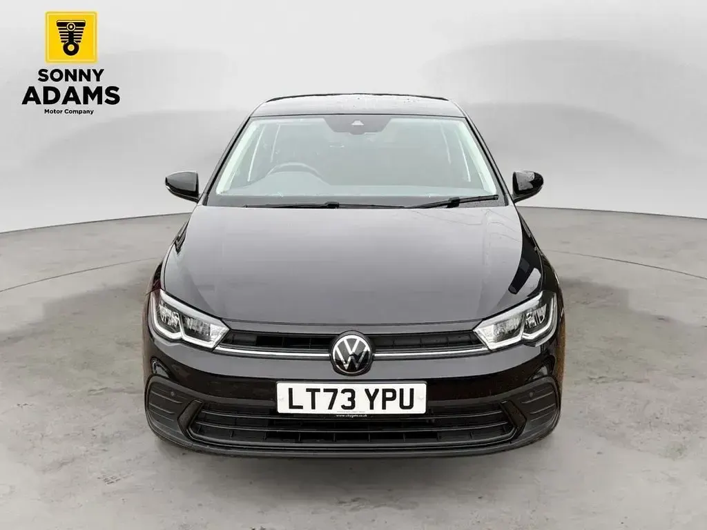 Used VW Polo Life 80 HP (58 kW) 2023 Black Hatchback