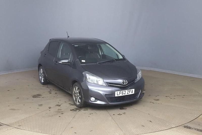 Used Toyota Yaris Multidrive S 2012 Grey Hatchback