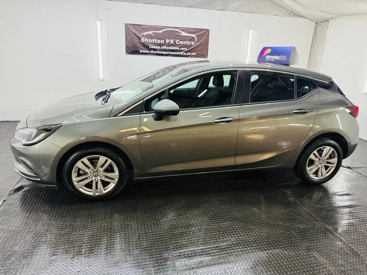 Used Vauxhall Astra 2017 Grey Hatchback