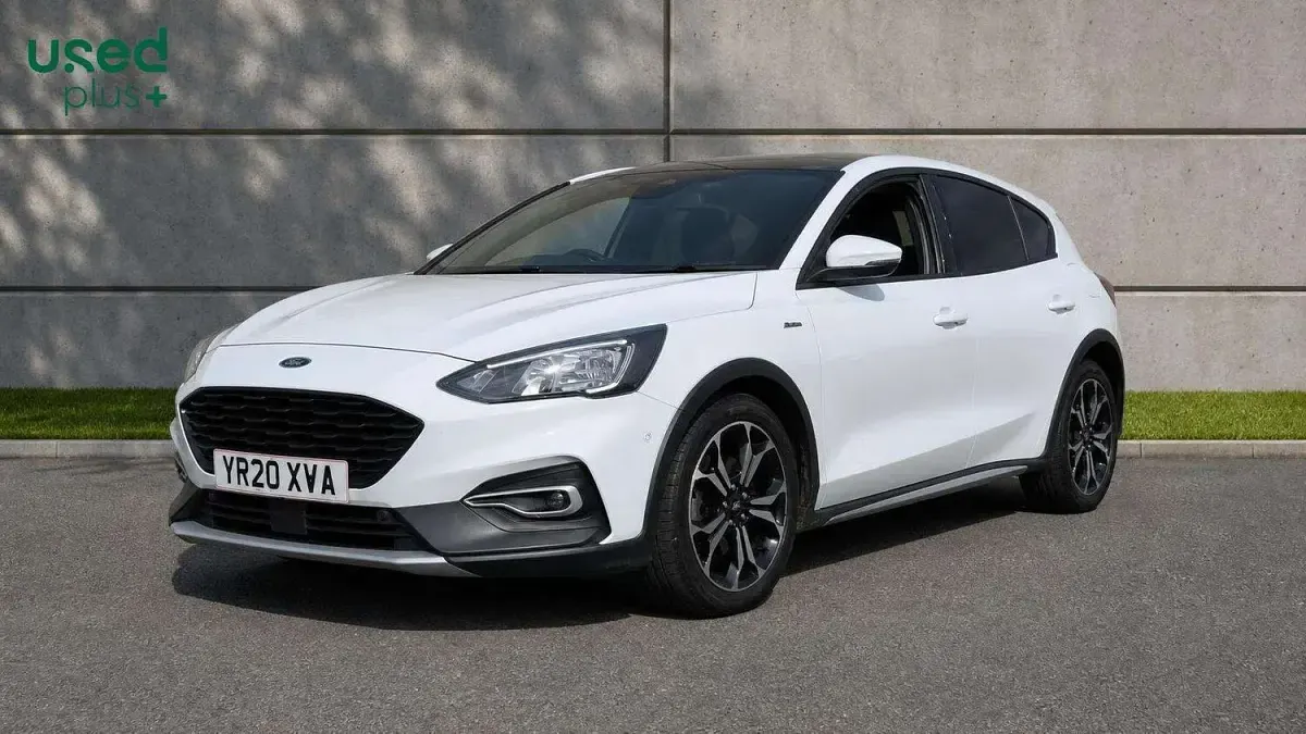 Used Ford Focus Active X 120 HP (88 kW) 2020 White Hatchback