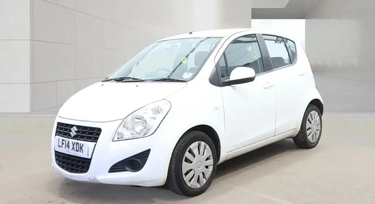 Used Suzuki Splash SZ3 94 HP (69 kW) 2014 White Hatchback