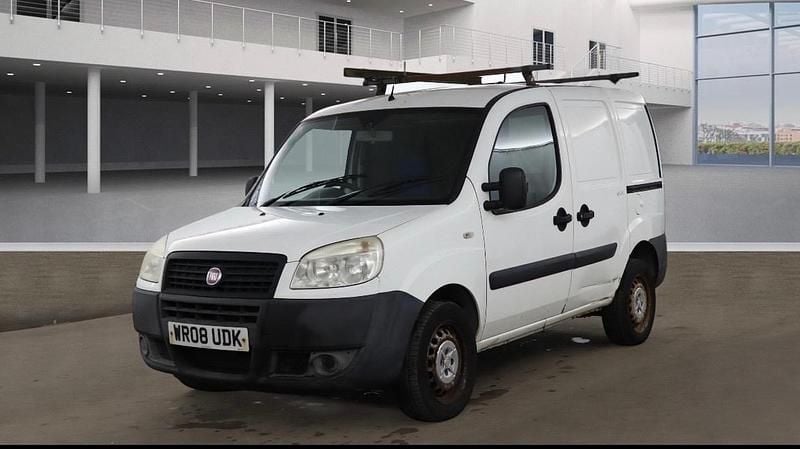 Used Fiat Doblò 2008 White MPV