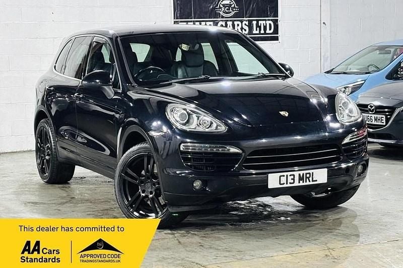 Used Porsche Cayenne 245 HP (180 kW) 2011 Black SUV