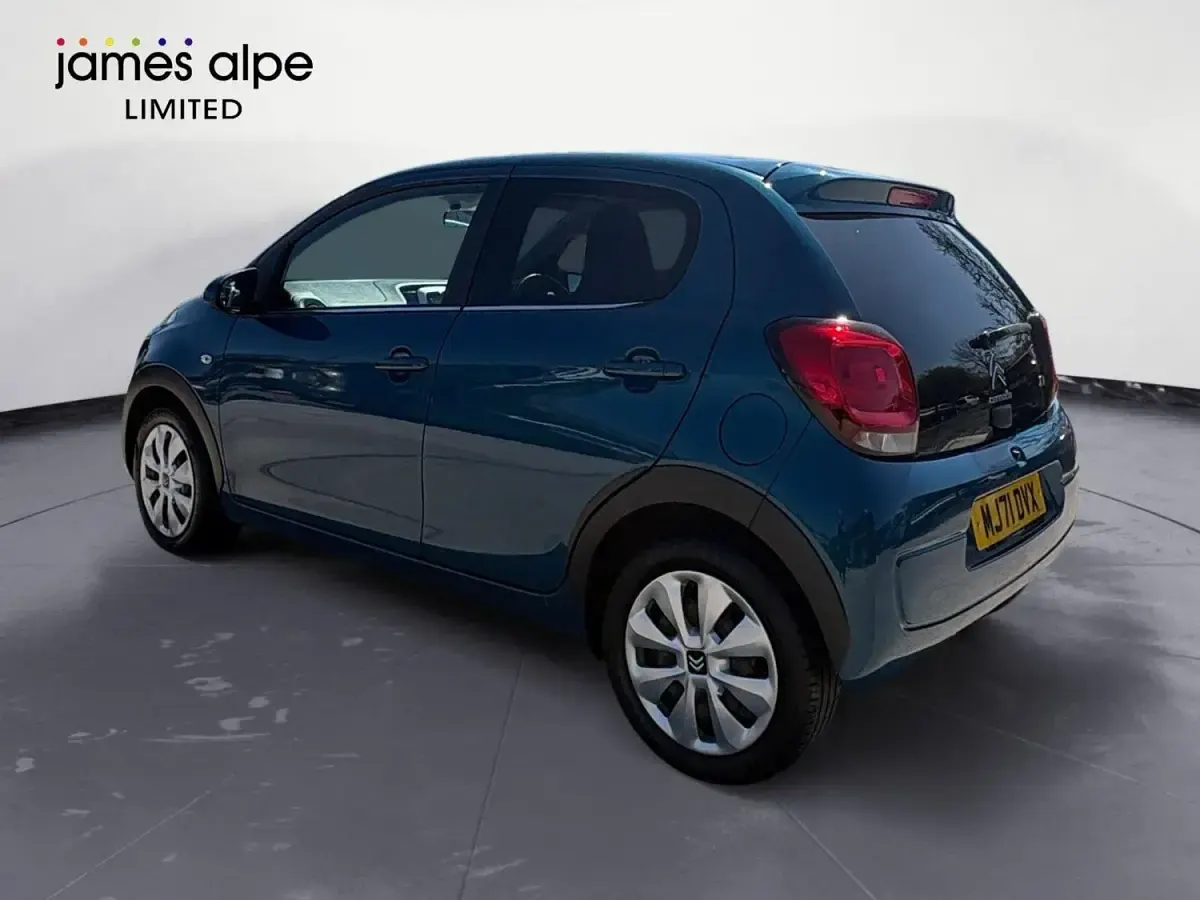 Begagnad Citroën C1 2021 Grön Halvkombi