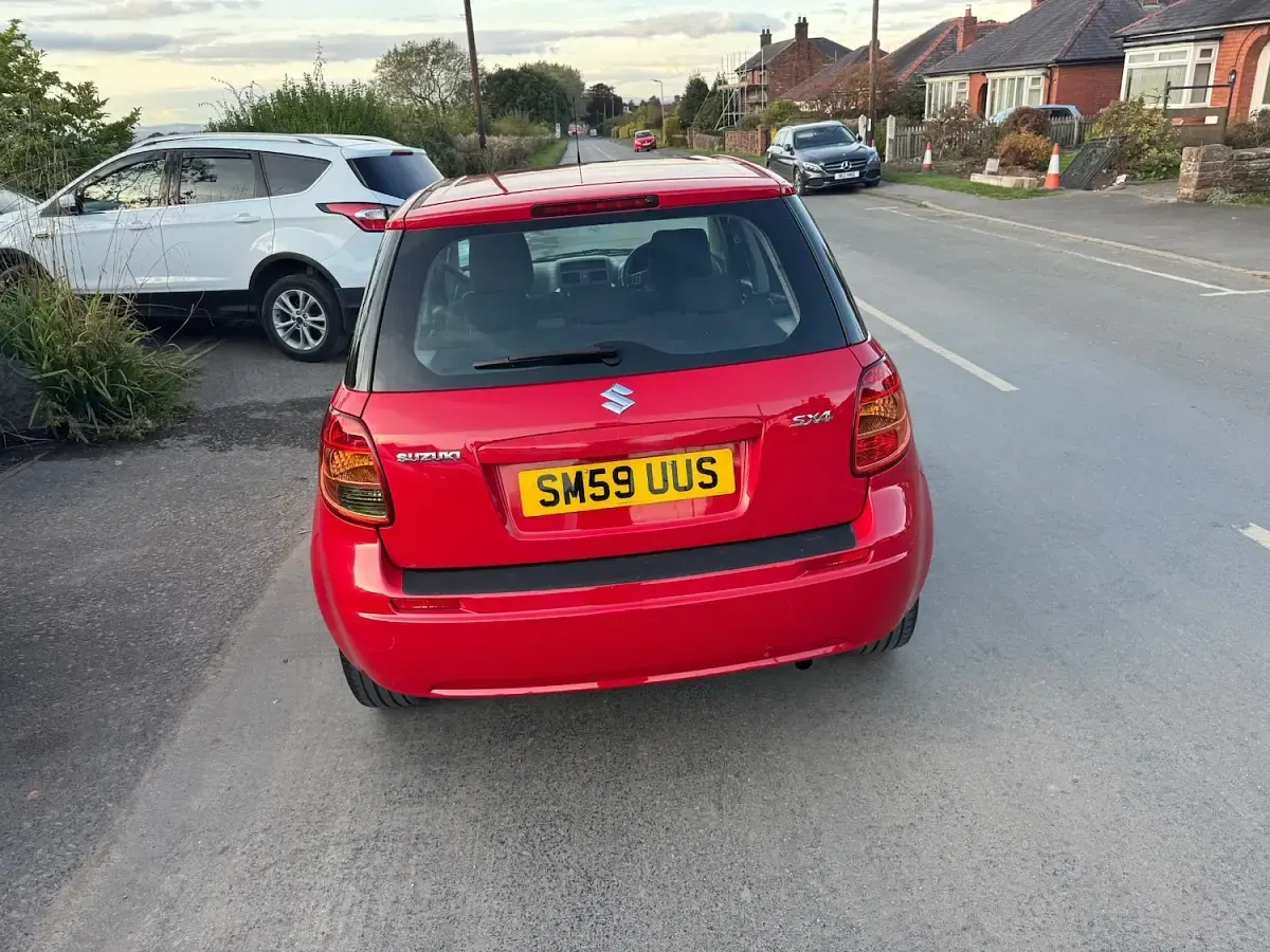 Used Suzuki SX4 GL 98 HP (72 kW) 2009 Red Hatchback