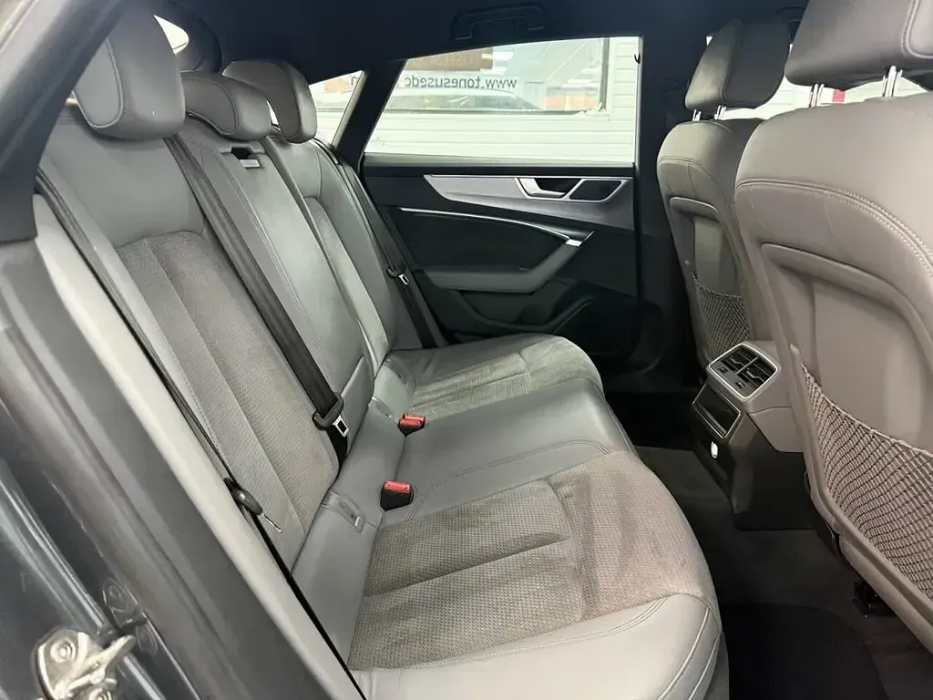 Used Audi A7 Sportback S-Line 204 HP (150 kW) 2019 Grey Hatchback