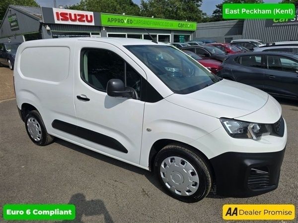 White Used 2019 Peugeot Partner Van | £8,999 (A bit pricey) - Image 1/1