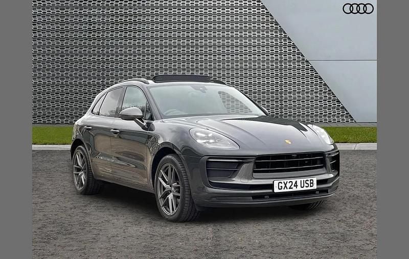 Used Porsche Macan 261 HP (191 kW) 2024 Grey SUV