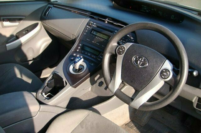 Używany Toyota Prius T3 2010 Hatchback