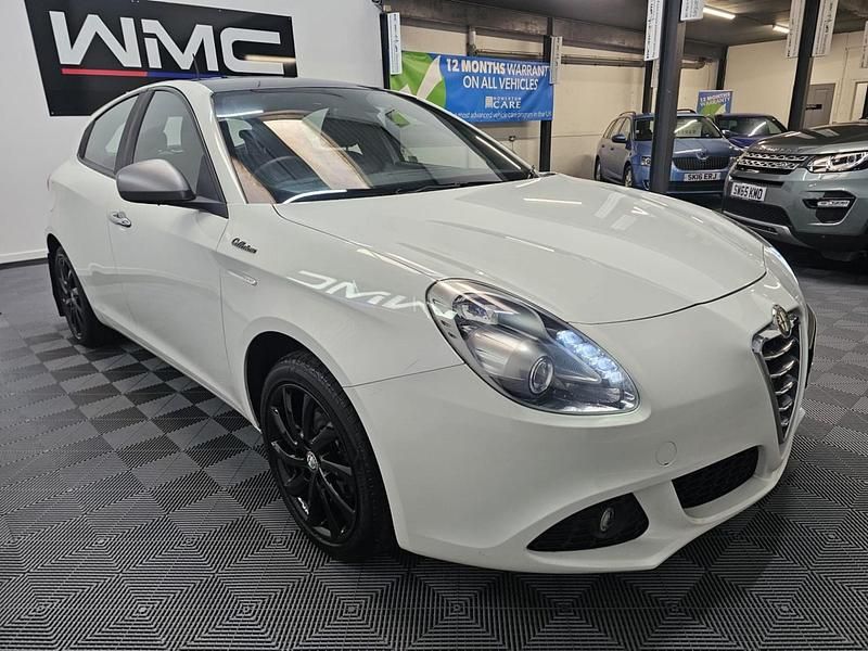 Used Alfa Romeo Giulietta 2013 White Hatchback