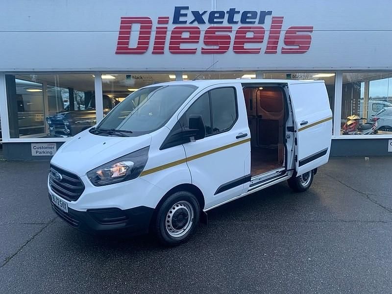 Used Ford Transit Custom 105 HP (77 kW) 2022 White Van