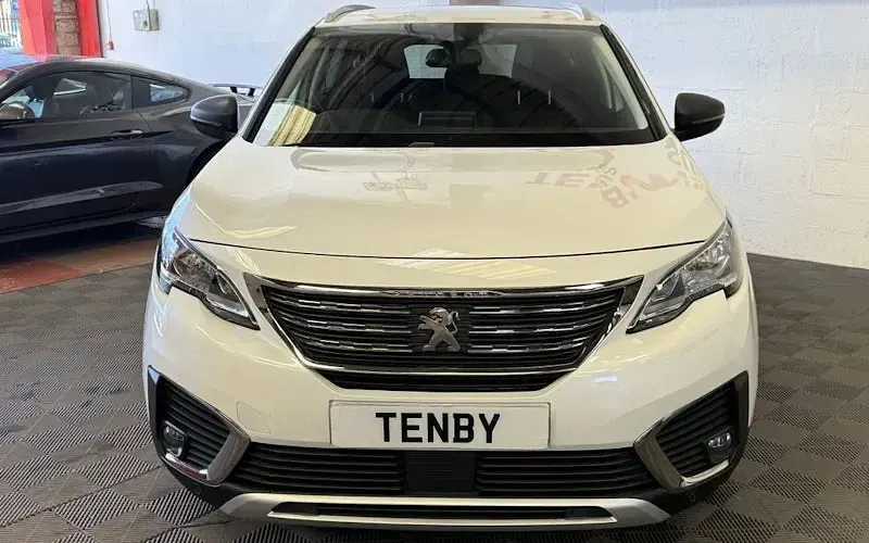 Used Peugeot 5008 Allure 131 HP (96 kW) 2020 SUV