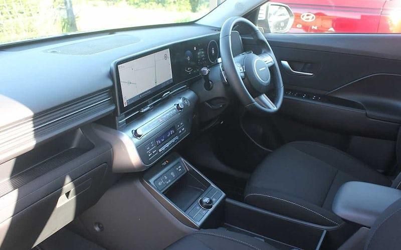 Used Hyundai Kona Advanced 129 HP (94 kW) 2025 Blue SUV