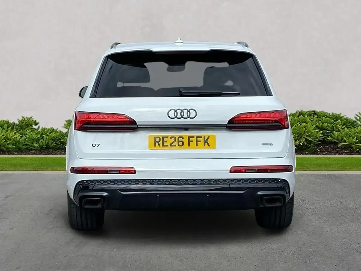 Used Audi Q7 Black Edition 286 HP (210 kW) 2026 White SUV
