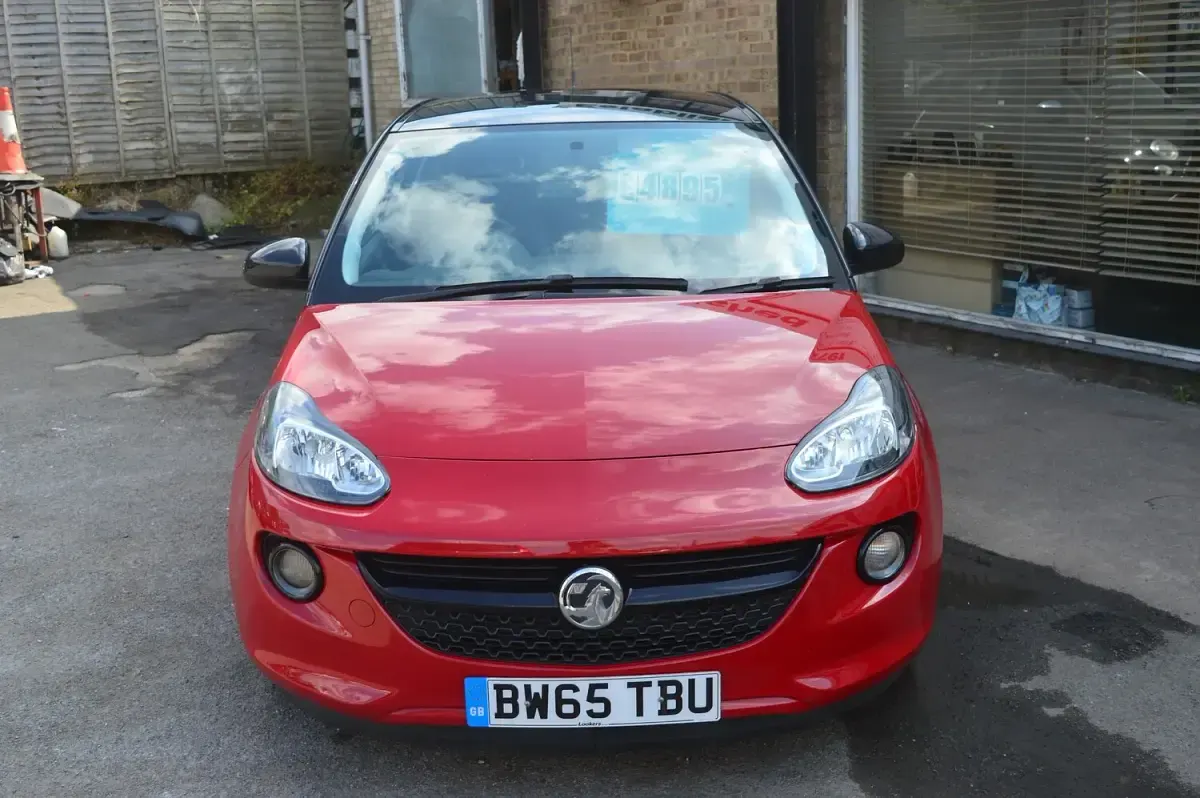 Used Vauxhall Adam S 70 HP (51 kW) 2016 Red Hatchback