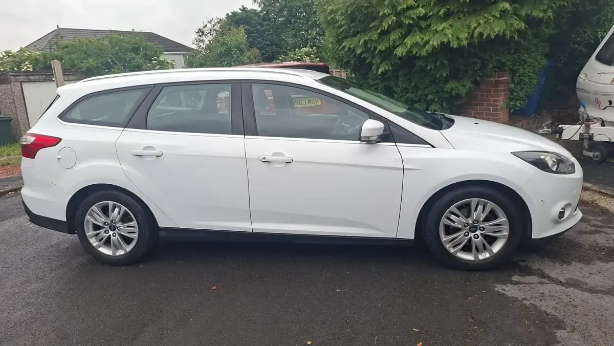 Used Ford Focus Titanium 115 HP (84 kW) 2014 White Estate