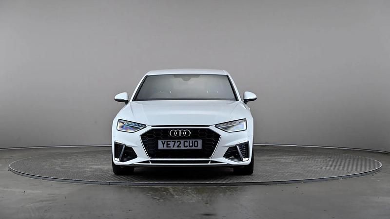 Used Audi A4 S-Line 150 HP (110 kW) 2022 White Sedan