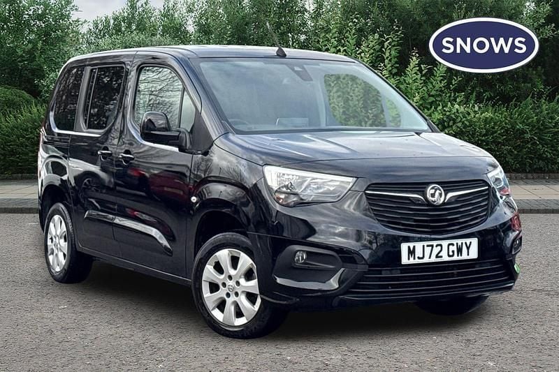 Used Vauxhall Combo S 102 HP (75 kW) 2022 Black MPV