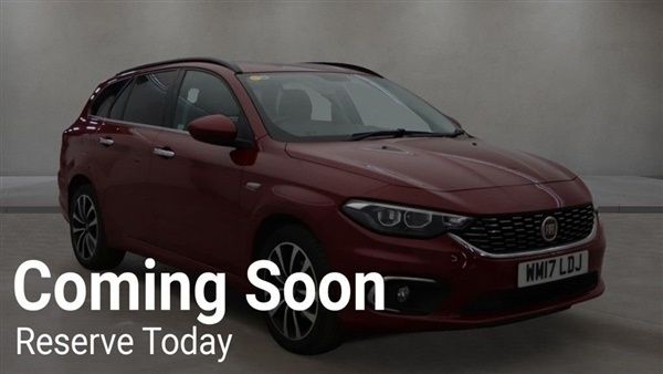 Red Used 2017 Fiat Tipo Lounge Estate | £5,449 (Fair price) - Image 1/1