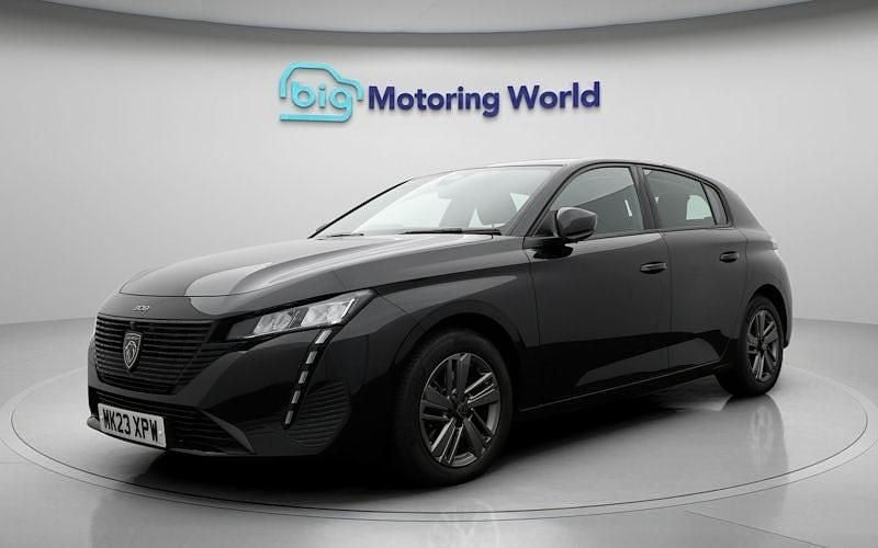 Second-hand Peugeot 308 Active Premium 131 CP (96 kW) 2023 Negru Hatchback