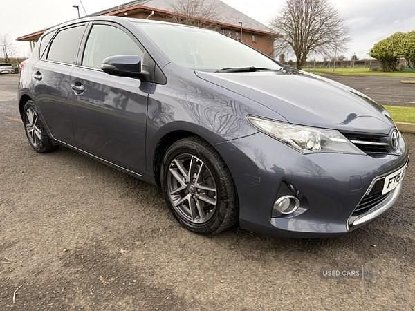 Used Toyota Auris 2015 Blue Hatchback