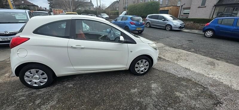 Used Ford Ka Style 69 HP (50 kW) 2009 White Hatchback