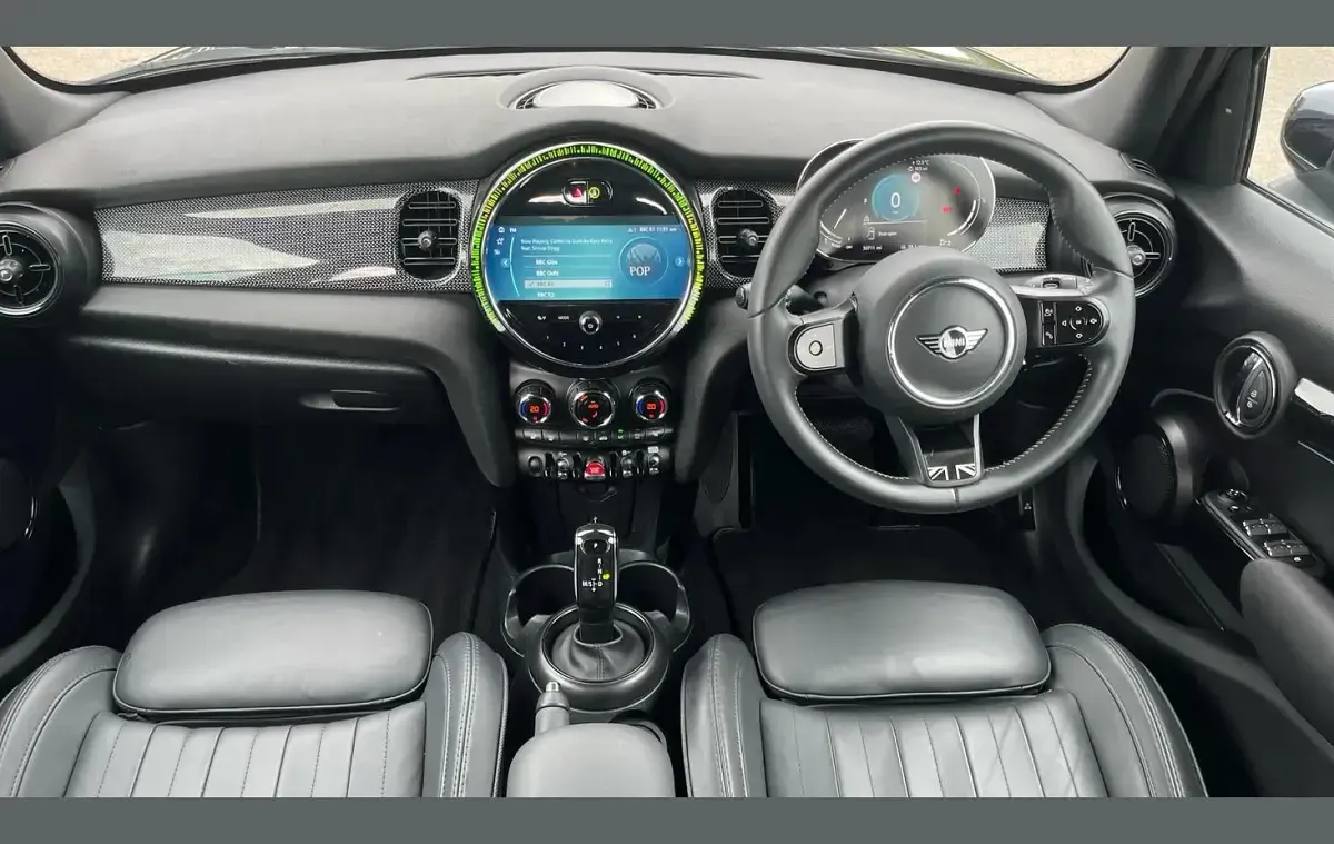Used Mini Cooper Exclusive 134 HP (98 kW) 2023 Black Hatchback