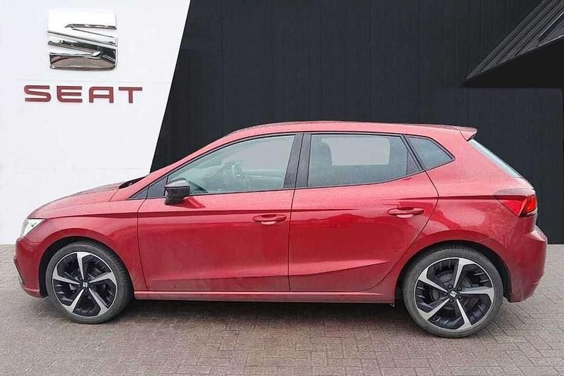 Used Seat Ibiza FR Sport 94 HP (69 kW) 2024 Red Hatchback