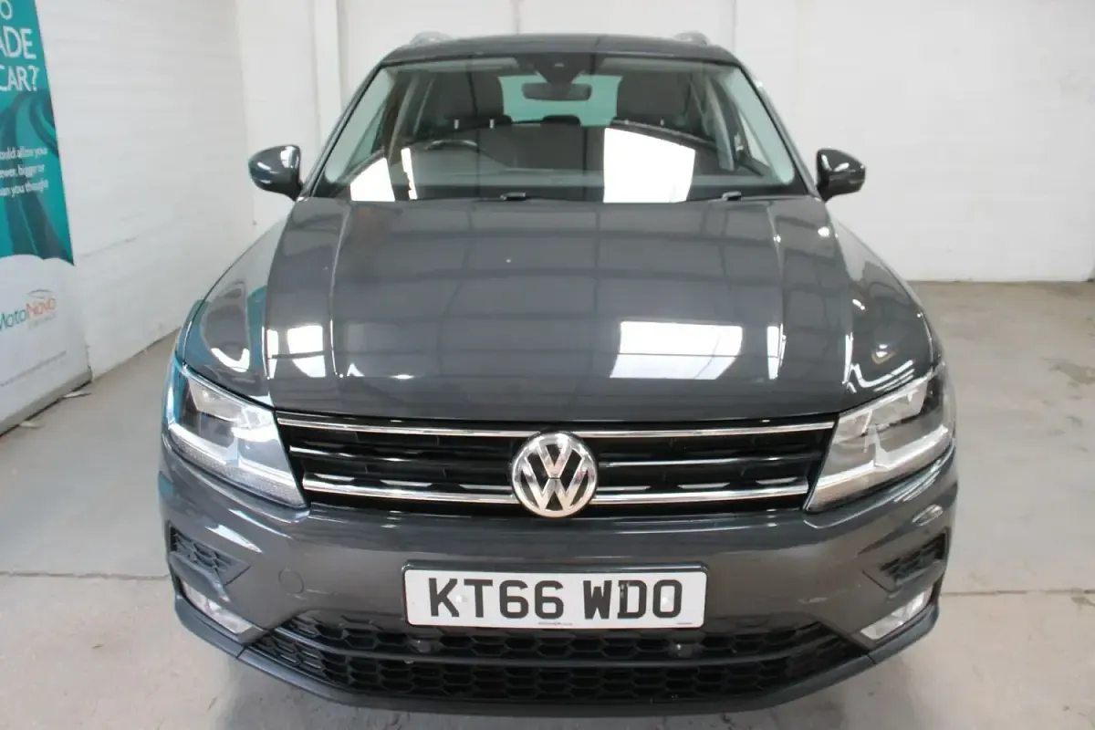 Used VW Tiguan SE 150 HP (110 kW) 2017 Grey SUV