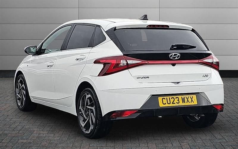 Used Hyundai i20 Premium 101 HP (74 kW) 2023 Hatchback