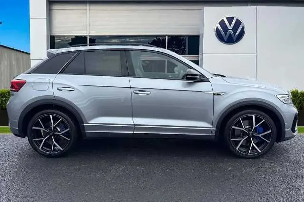 Used VW T-Roc Black Edition 300 HP (220 kW) 2025 Silver SUV