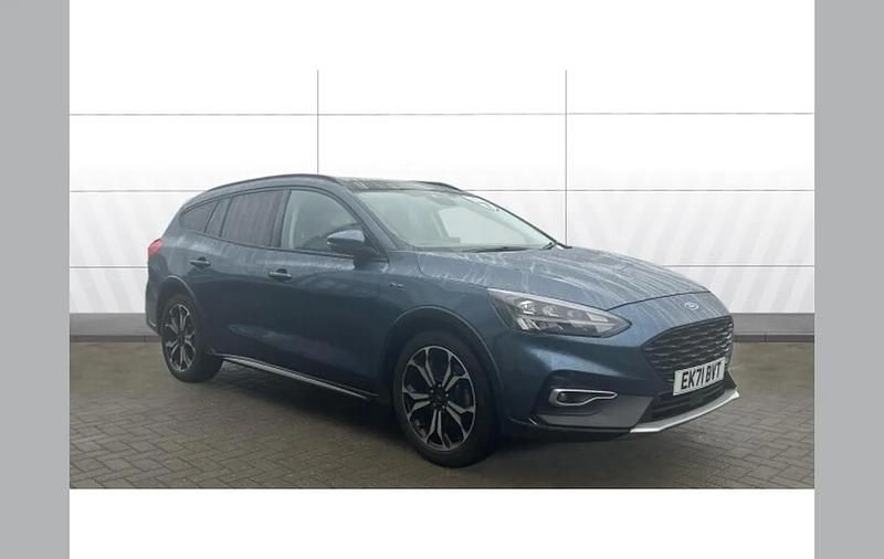 Used Ford Focus Active X 117 HP (86 kW) 2021 Blue Estate