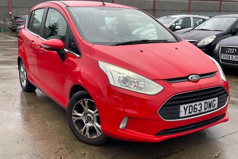 Used Ford B-MAX Zetec 90 HP (66 kW) 2013 Red MPV