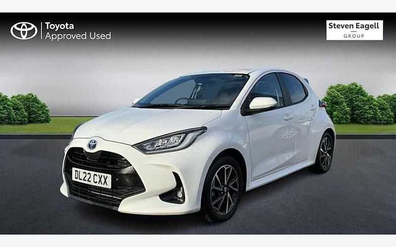 Used Toyota Yaris Hybrid Design 116 HP (85 kW) 2025 Hatchback