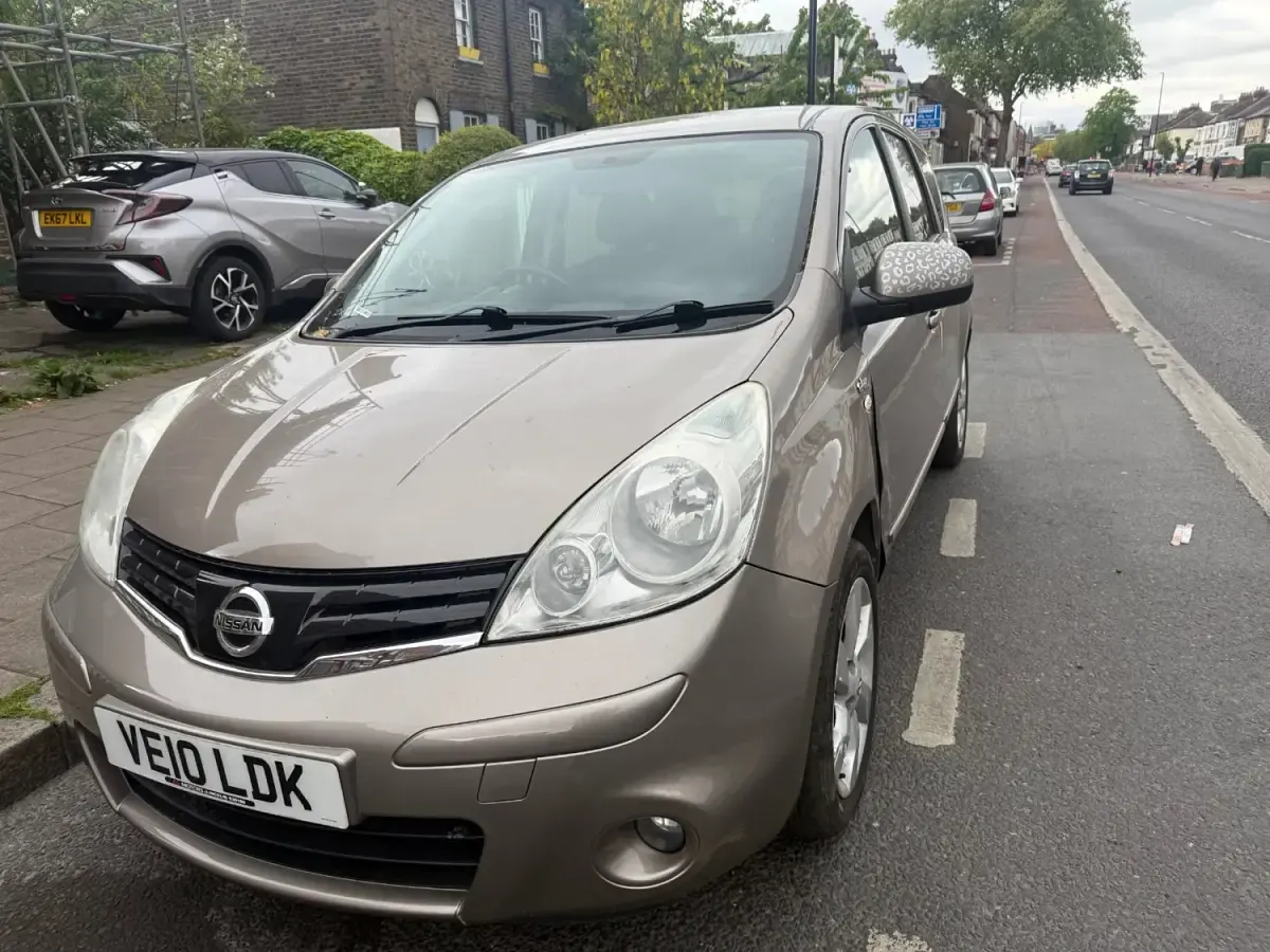 Used Nissan Note N-TEC 110 HP (80 kW) 2010 Beige Hatchback