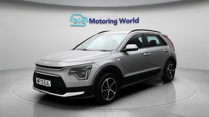 Used Kia Niro 141 HP (103 kW) 2022 Grey SUV