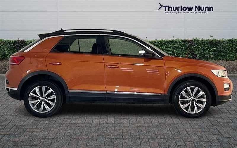Used VW T-Roc Design 115 HP (84 kW) 2021 Orange SUV