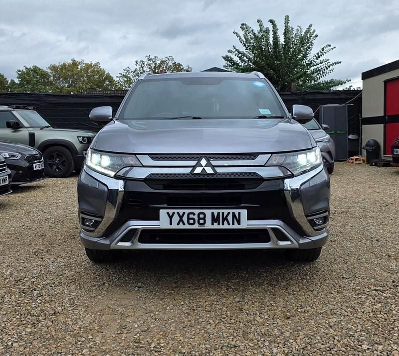 Grey Used 2018 Mitsubishi Outlander P-HEV Estate | £11,300 (A bit pricey) - Image 1/4