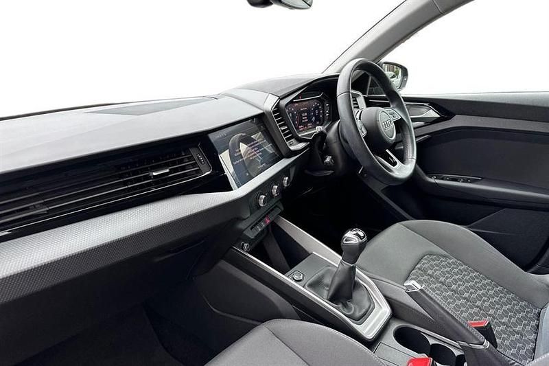 Used Audi A1 Sport 95 HP (69 kW) 2023 Black SUV