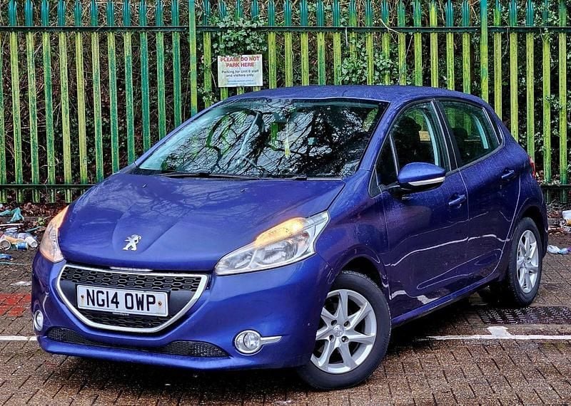 Used Peugeot 208 Active 2014 Blue Hatchback