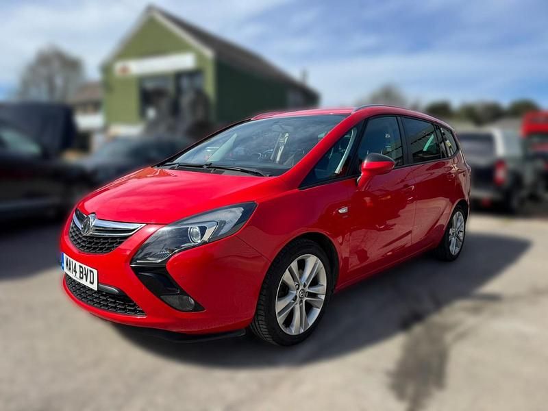 Used Vauxhall Zafira SRi 170 HP (125 kW) 2014 Red MPV