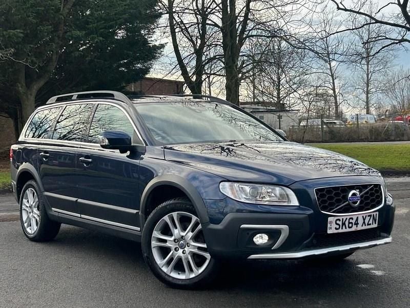 Blue Used 2014 Volvo XC70 SE Lux Estate | £16,495 (A bit pricey) - Image 1/4