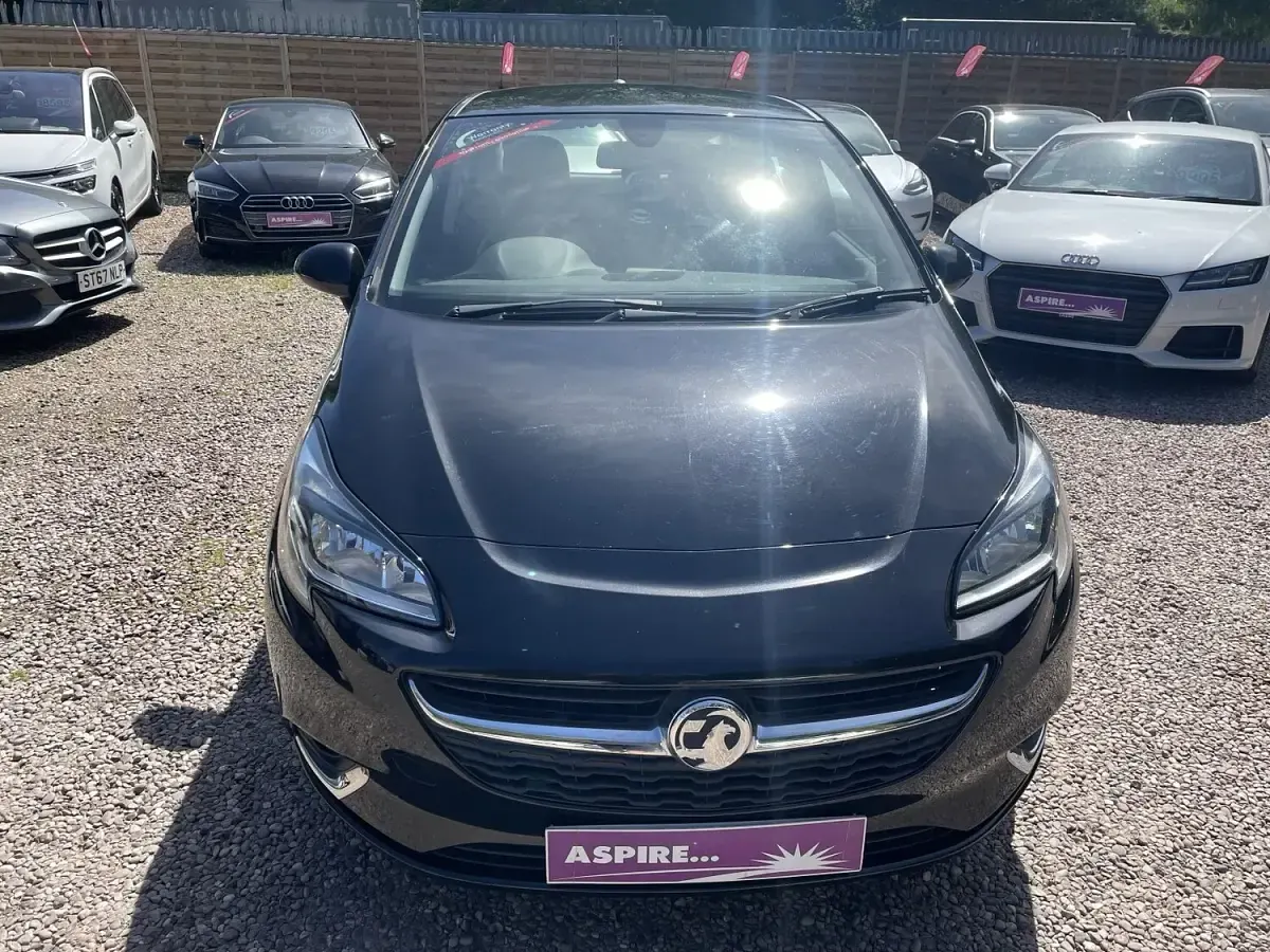 Used Vauxhall Corsa SRi 100 HP (73 kW) 2018 Black Hatchback